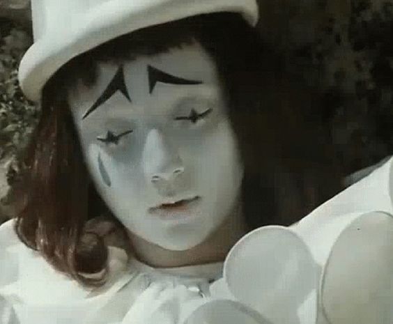 mime